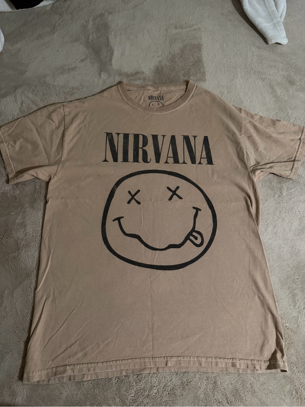 NIRVANA Beige Smiley Logo Short Sleeve Tee